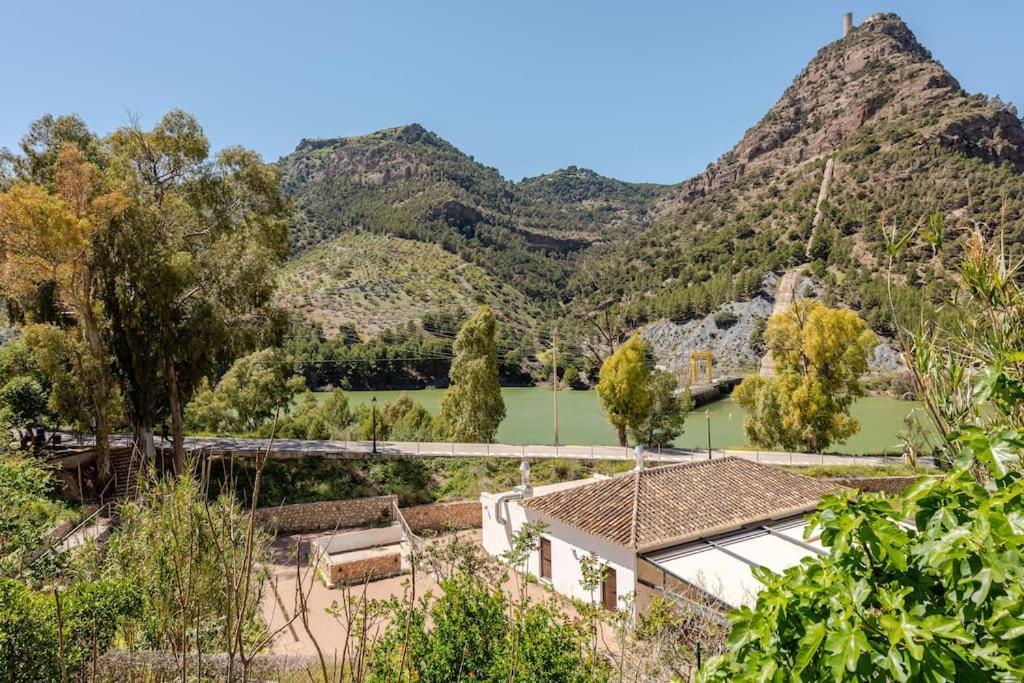 El Descansito del Rey El Chorro Exterior foto